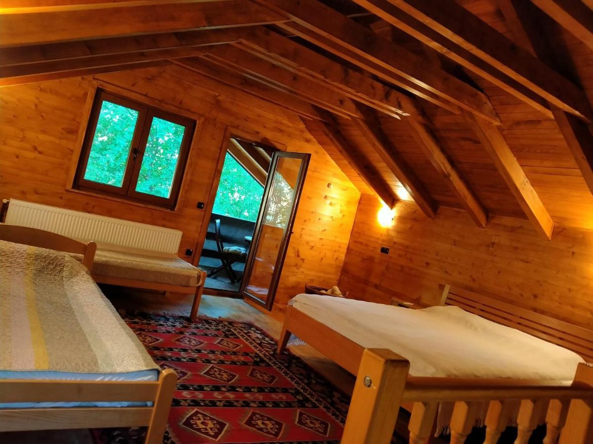 Kuca U Sumi - Forest House Near National Park Una - Air Spa Lohovo Bihać Eksteriør bilde